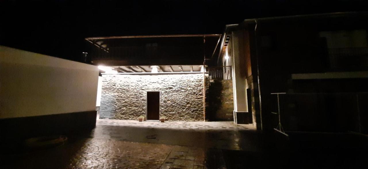 El Rato Apartamentos Rurales Navia Exteriér fotografie